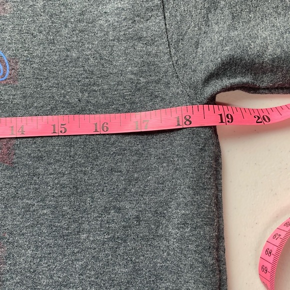 RSQ Acceptance T-Shirt Gray Women’s Size M - Picture 4 of 5